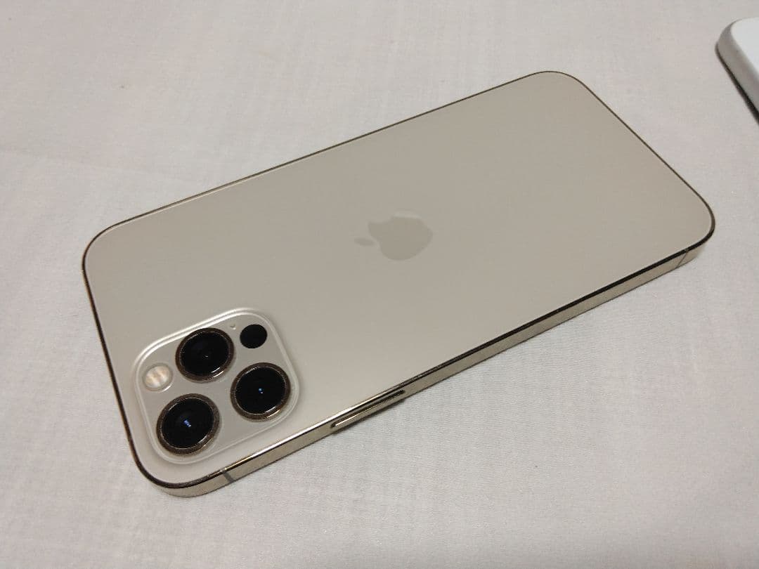 iPhone 2台 ジャンク 部品取り