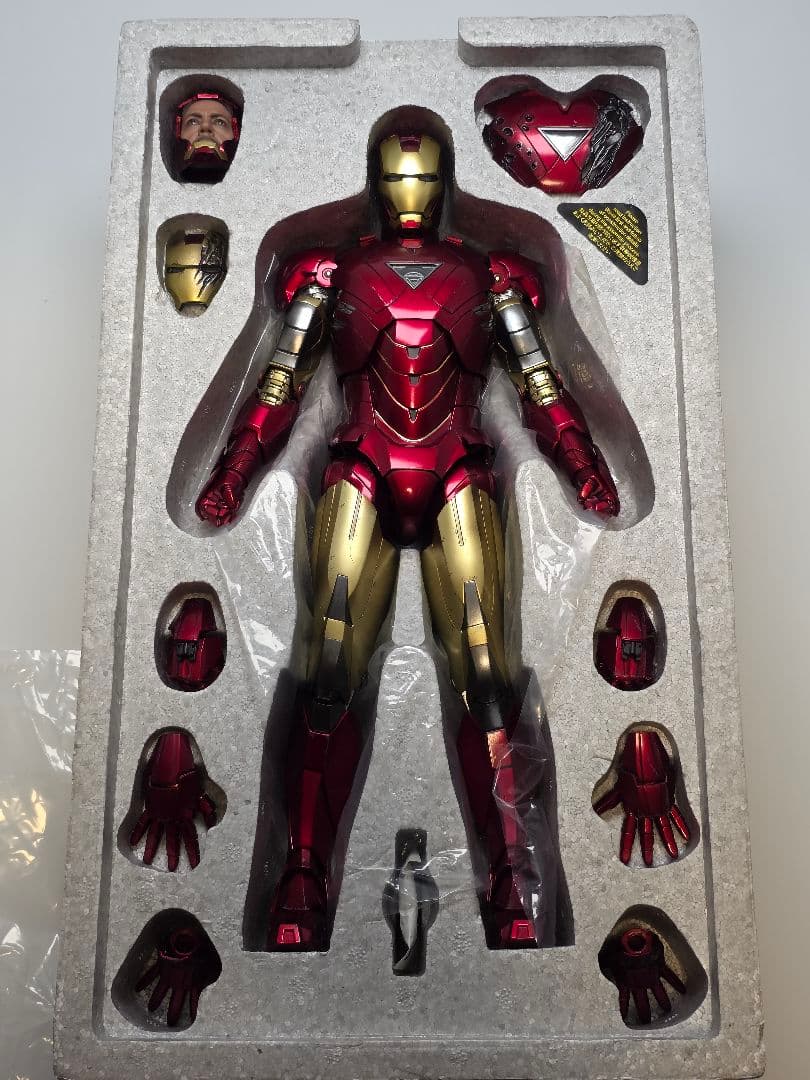 ホットトイズ 『アベンジャーズ』アイアンマン・マーク６