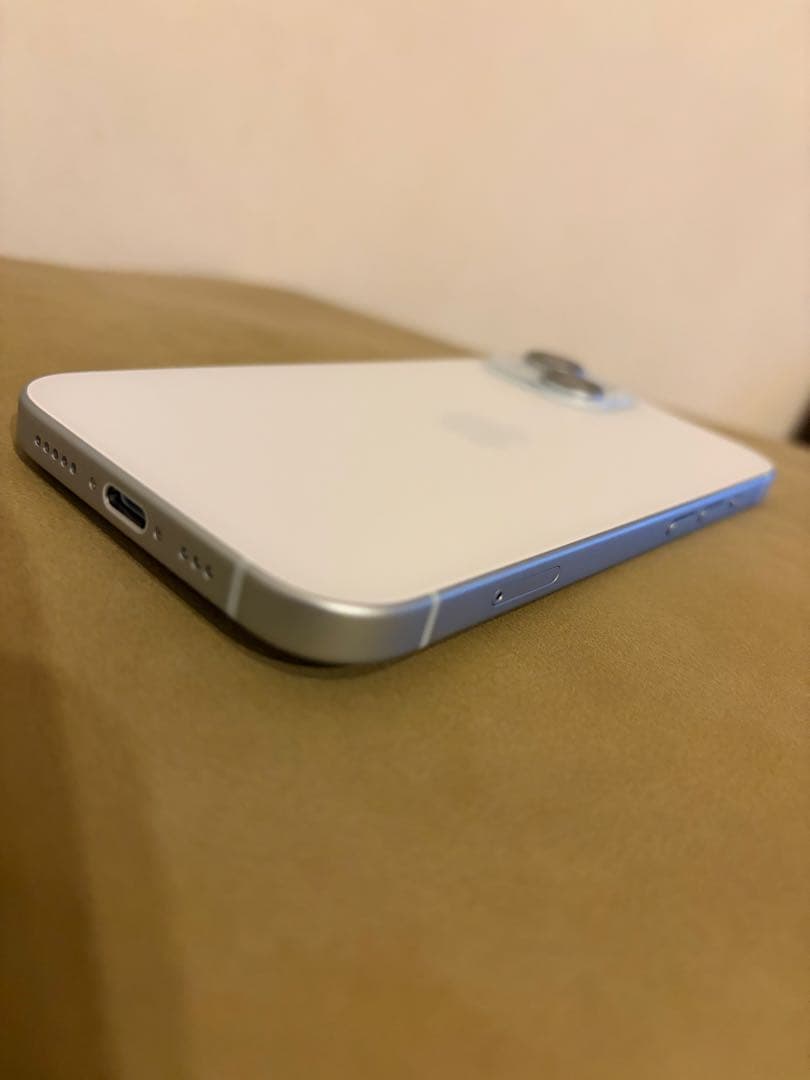 Apple iPhone 15 128GB 本体