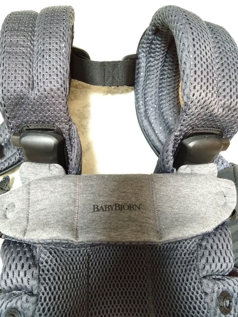 ベビービョルン　抱っこ紐　ハーモニー※試着のみ※