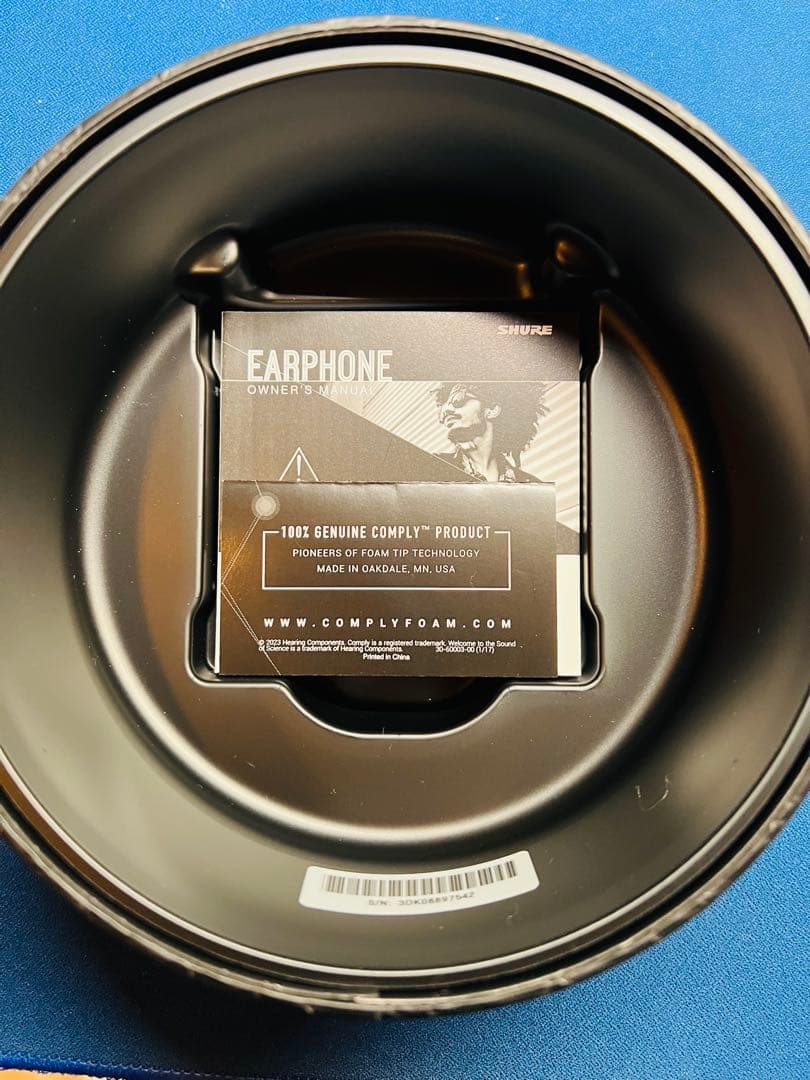 極美品　SHURE AONIC 215 SE215