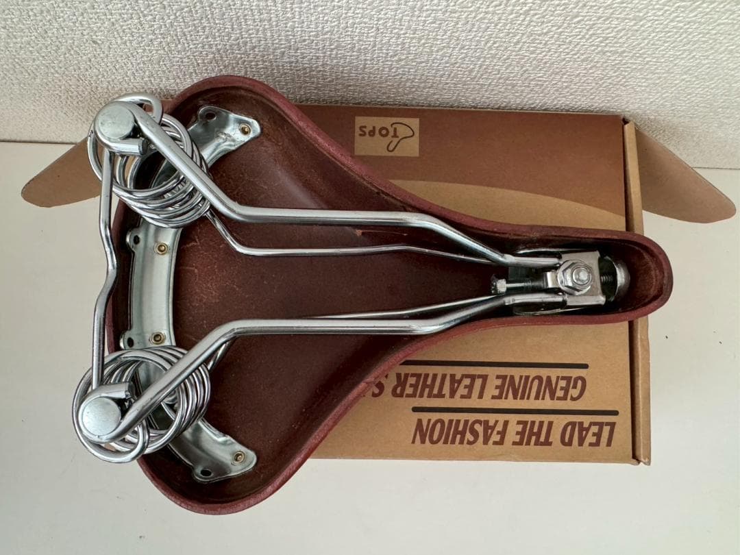 新品・未使用品　TOPS　サドル　本革　自転車　リアルレザー　サイクリングツール