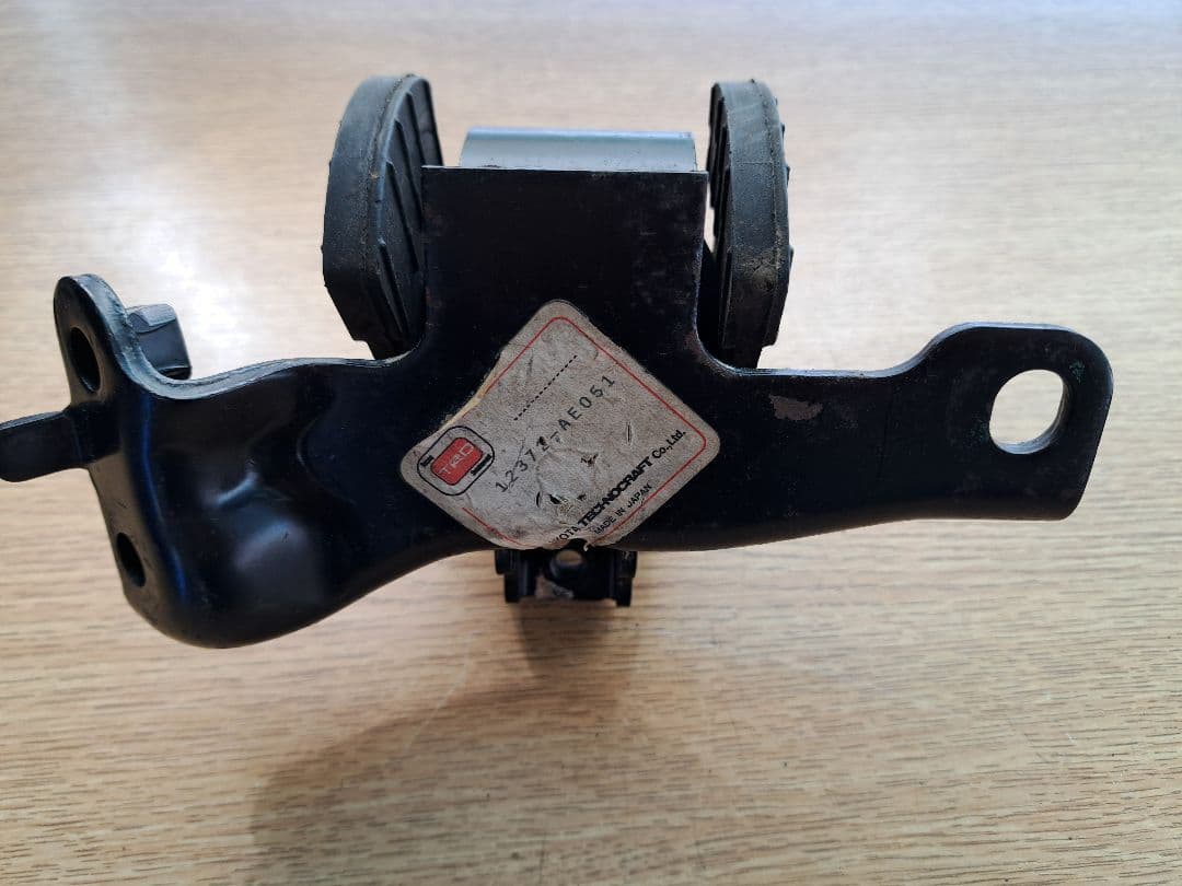 TRD強化エンジンマウント 4AGEU(5バルブ)用中古品 左右セット