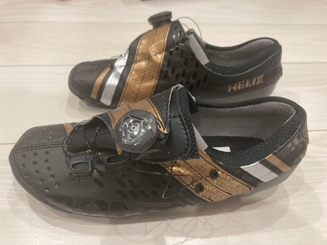 BONT CYCLING ボントサイクリングシューズ　試着のみ美品