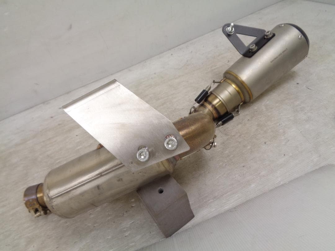 ハーレー X350 23-25 イクシル レースエクストリーム マフラー