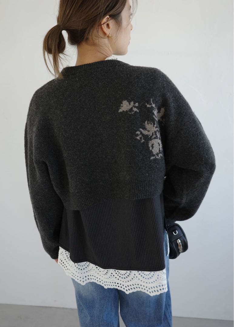 【新品未使用タグ付き】willfully　レースカラーショルダーピンタックシャツ