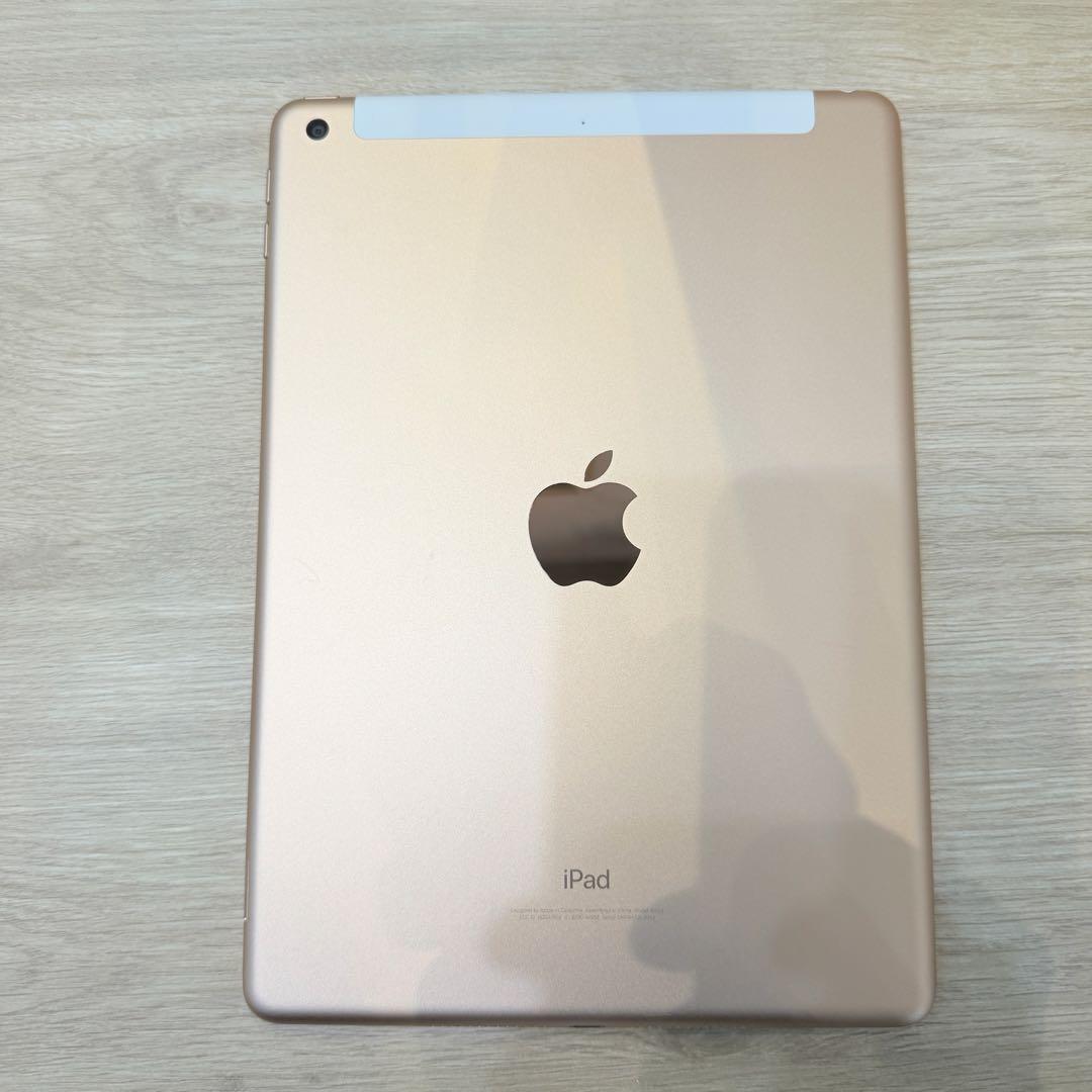 iPad 第6世代 ゴールド Wi-Fiモデル 32GB 4