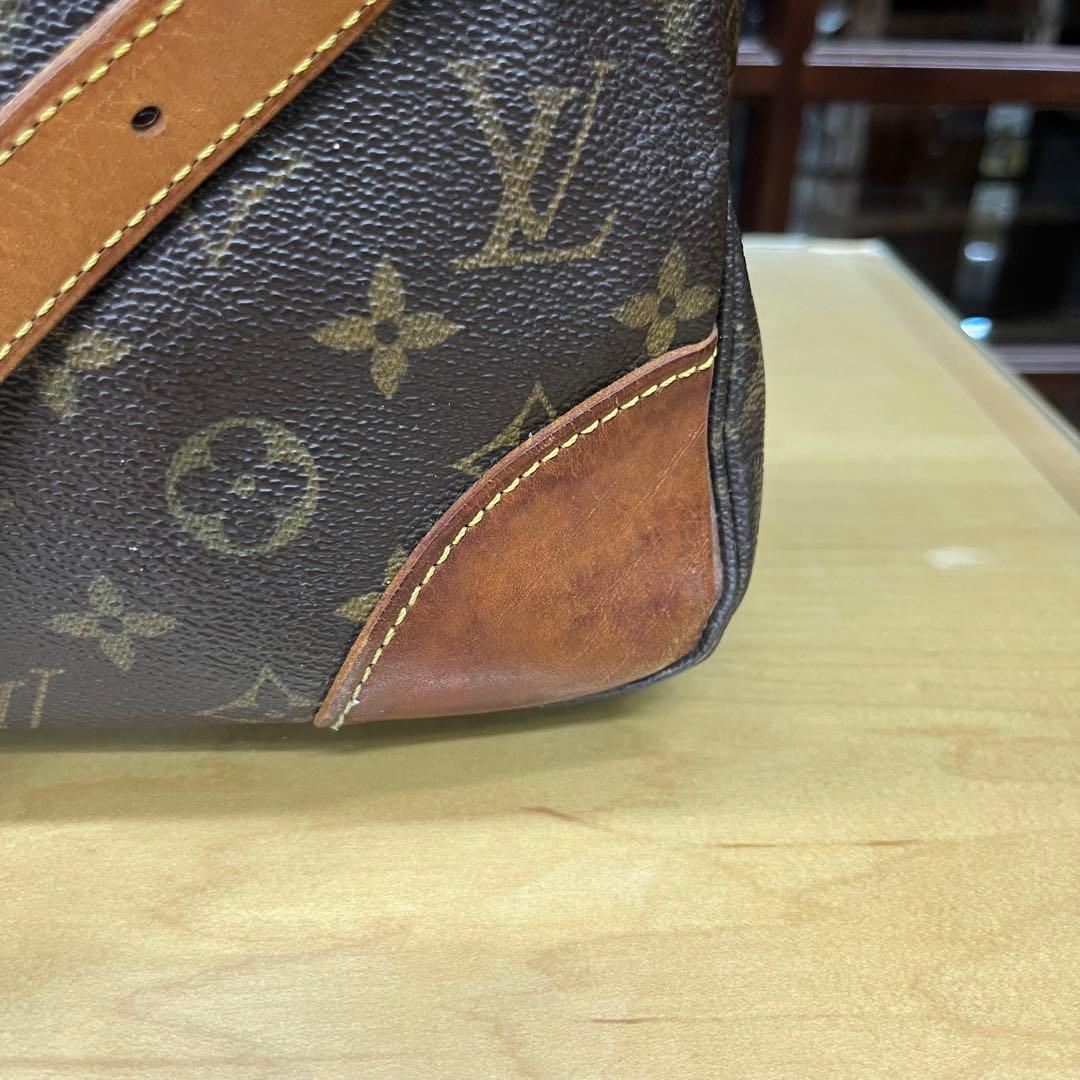 施雅英Louis Vuitton モノグラム ショルダーバッグ