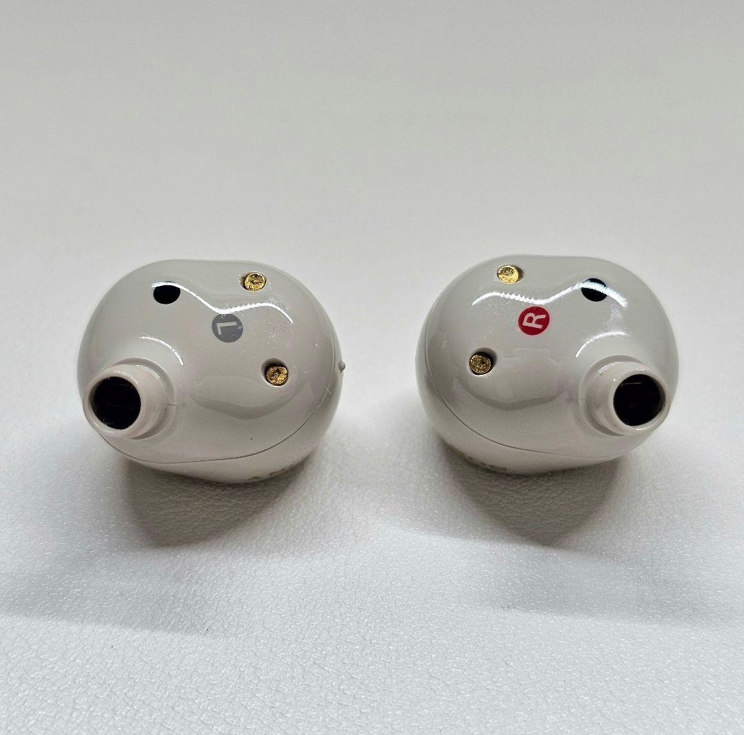 SONY　WF-1000XM5　プラチナシルバー