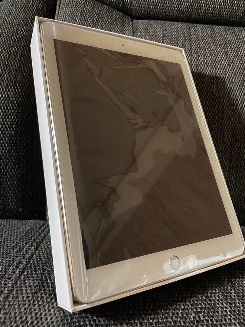 美品 iPad Air 2 64GB ゴールドWi-Fi Cellular