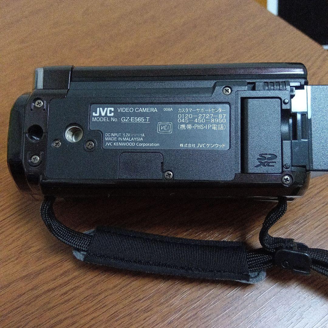 Everio JVC GZ-E565-T ビデオカメラ 本体