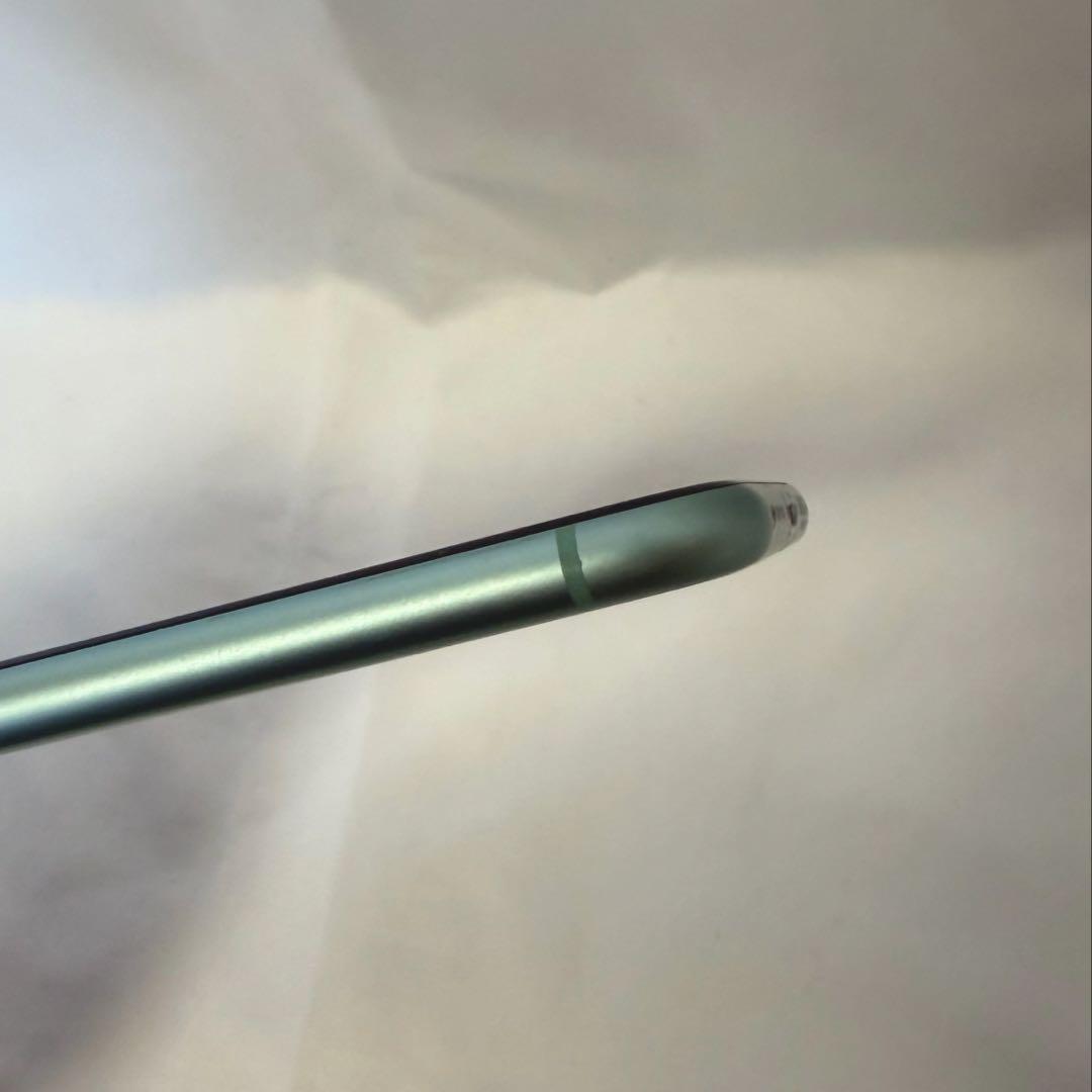 iPhone11 グリーン本体 ケース付き