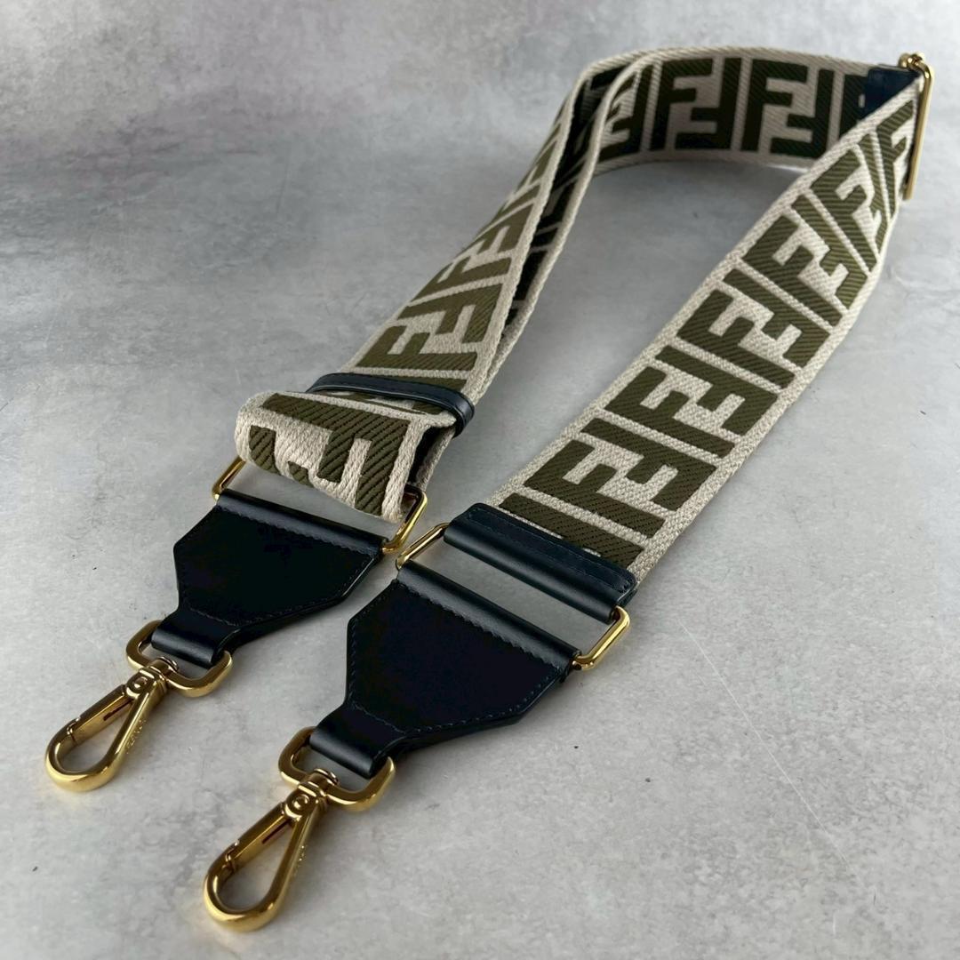 極美品✨ FENDI フェンディ ストラップ ユー ズッカ ショルダーストラップ