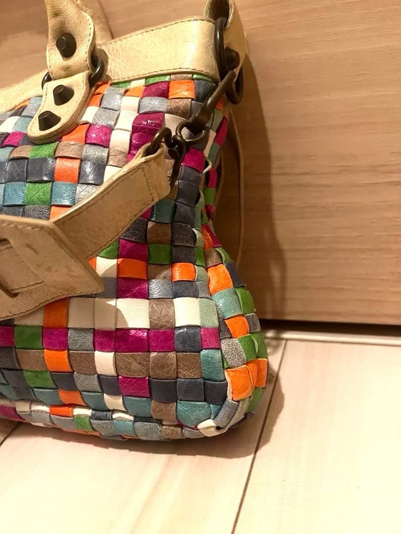 バレンシアガ 限定 ザ・ファースト　ハンドバッグ