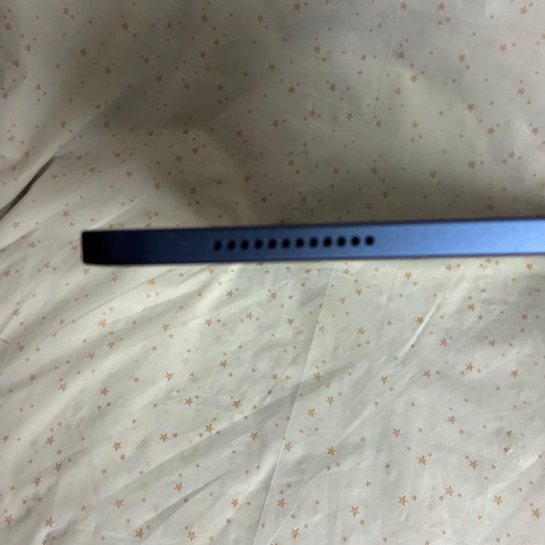 iPad第10世代　本体 ブルー　ケース付き