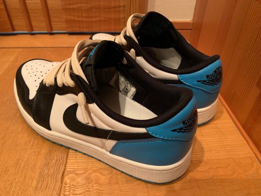 シューズ(男性用) Nike Air Jordan 1 Low \"Powder Blue/UNC\"