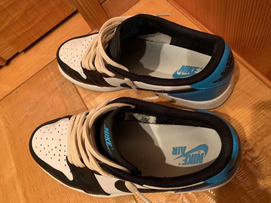 シューズ(男性用) Nike Air Jordan 1 Low \"Powder Blue/UNC\"