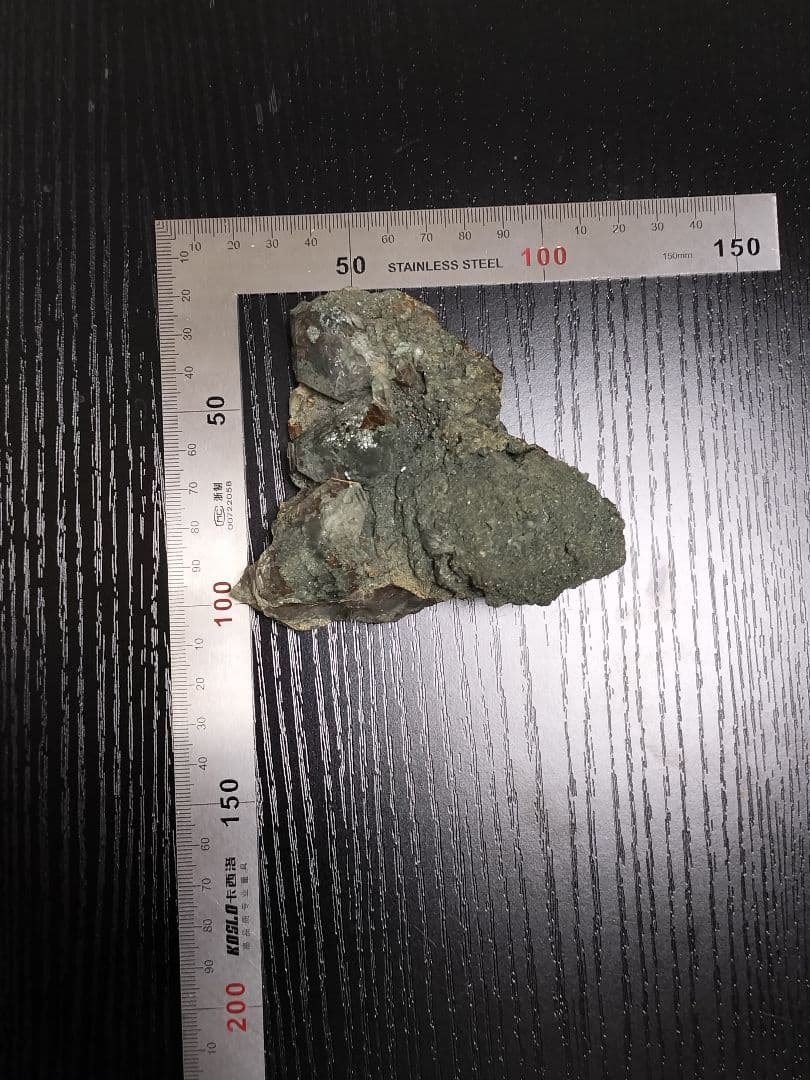 【激渋ルチル】マニハール産ルチルクォーツ原石