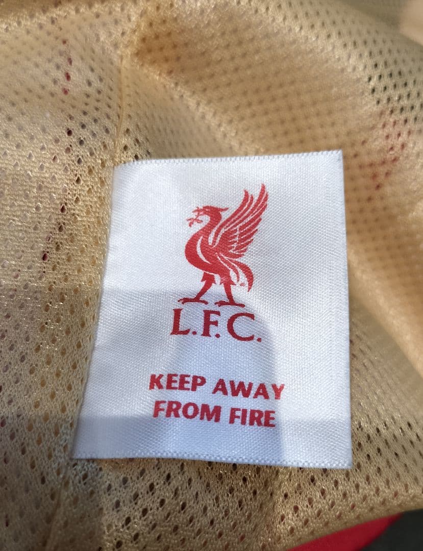リバプールFC ウィンドブレーカー　サッカー　フットボール　ウェア　希少