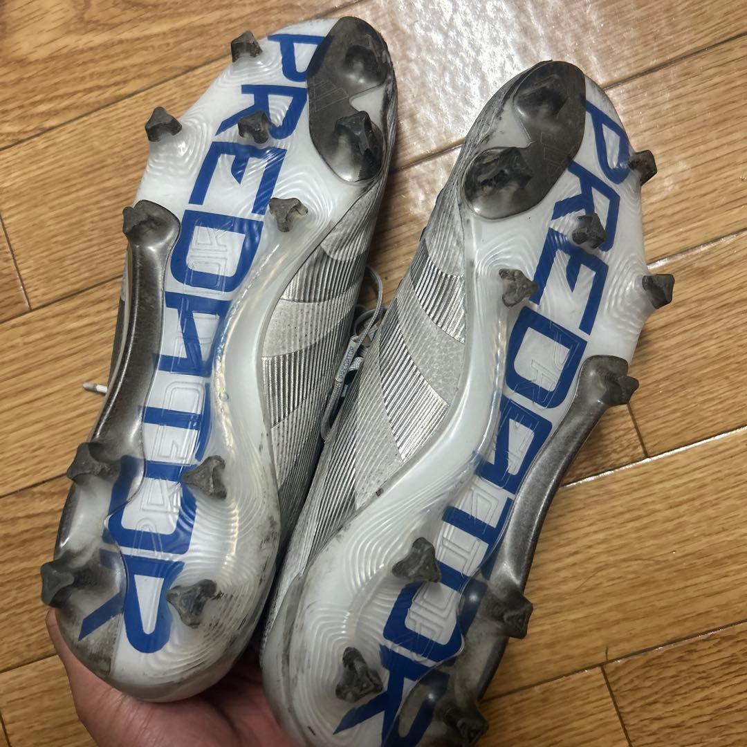 adidas Predator サッカーシューズ スパイク グレー