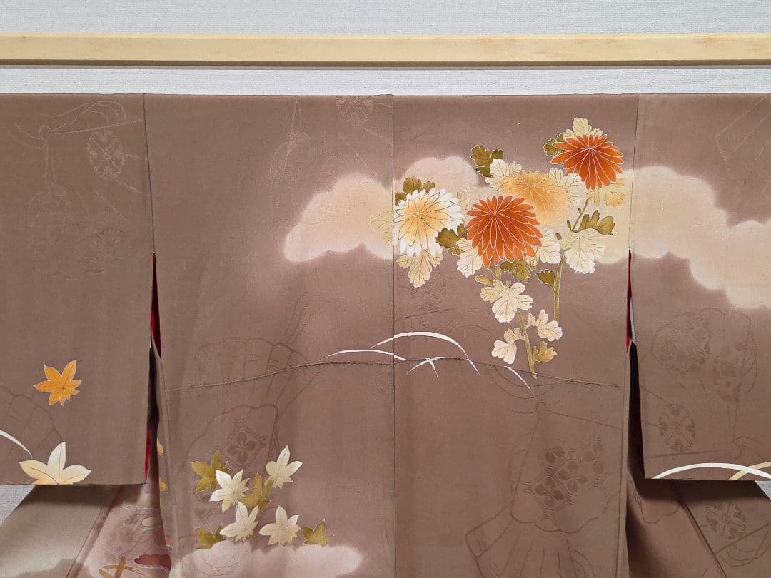 A アンティーク 雲に季節の花々 金彩 刺繍 袷 正絹 訪問着 着物 23