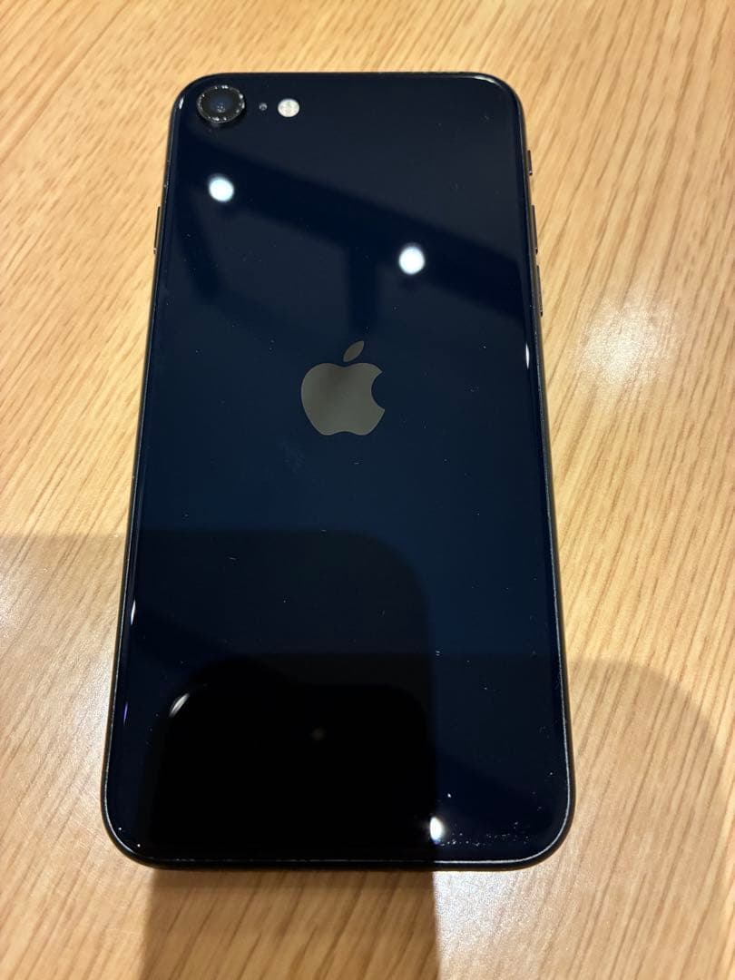 iPhoneSE 第3世代 ミッドナイト 64GB 箱あり 美品 おまけ