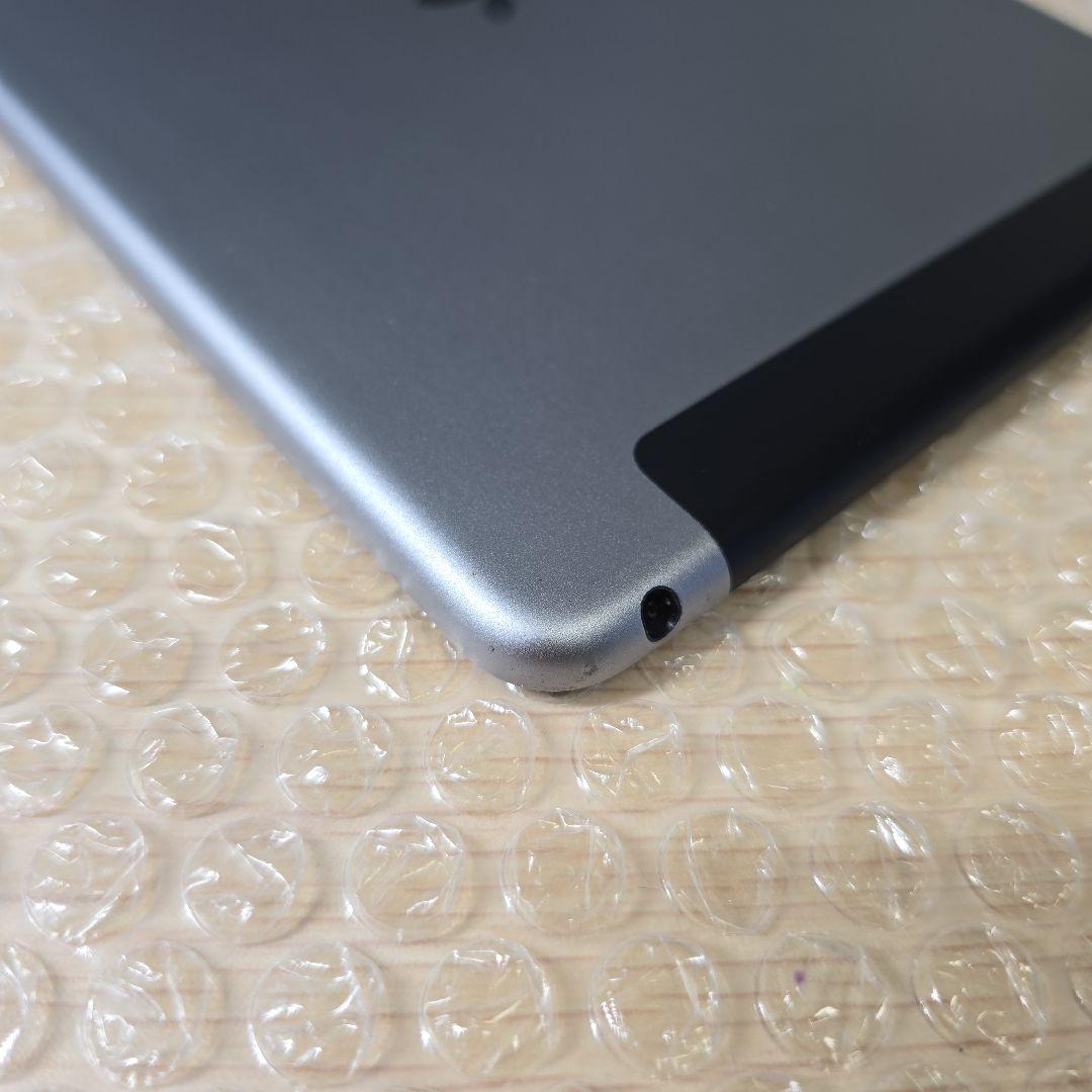 ぱ*?様 訳あり◼️iPad mini 4◼️128GB◼️バッテリー極良品◼️