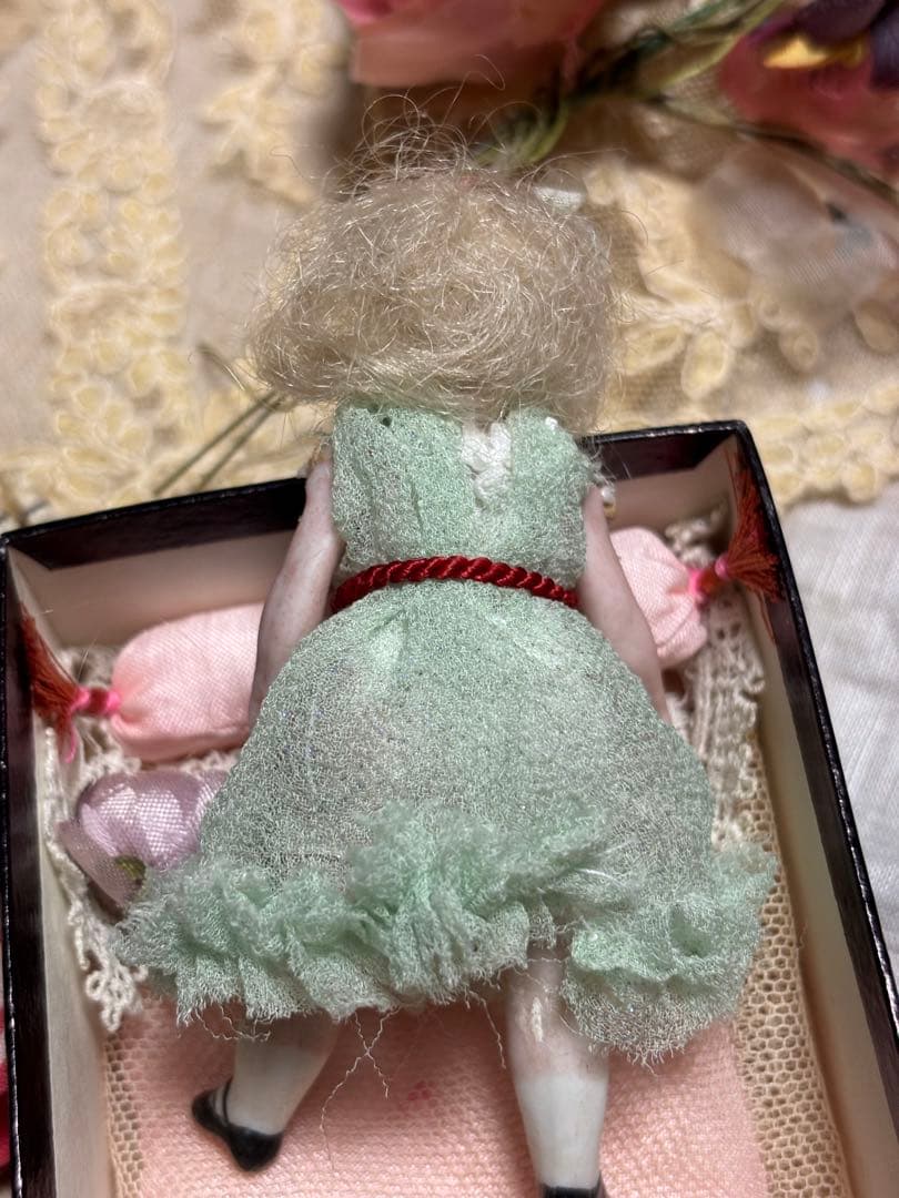 セール中　フレンチミニョネット　人形　アンティークビスクドール ミニョネット