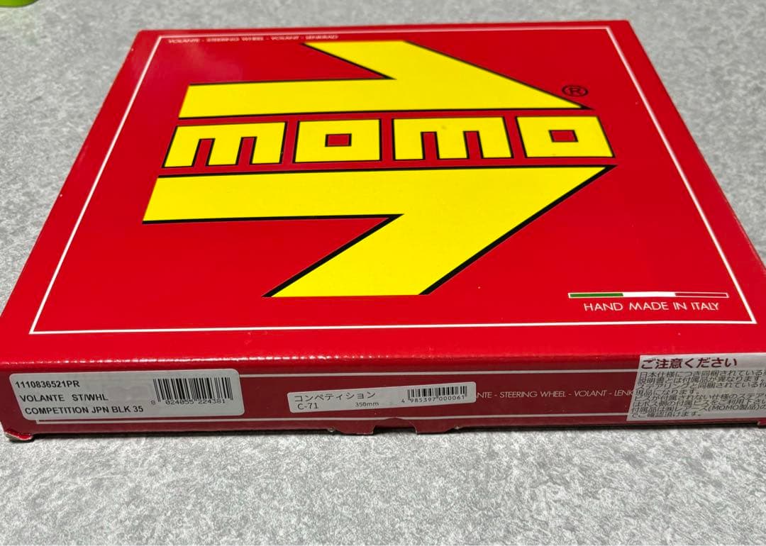 momo ステアリング　CONPETITION 350mm