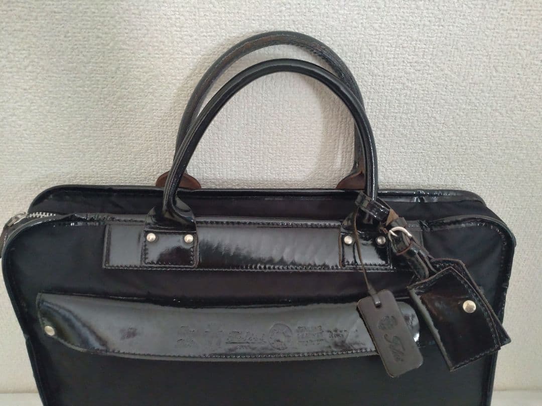 アイちゃん　フェリージ　ビジネスバッグ