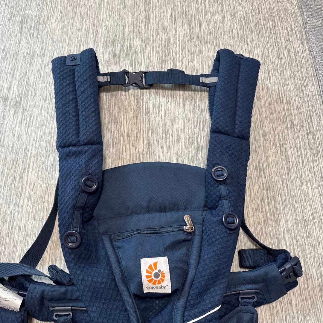 ergobaby OMNI ブリーズ　抱っこ紐 ネイビー