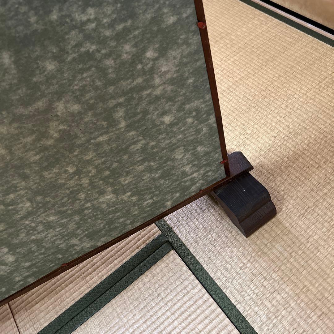 衝立 押絵