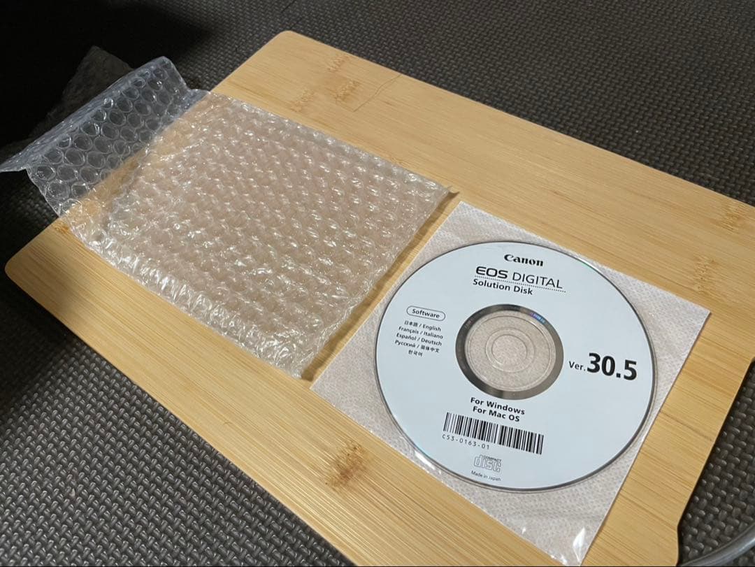 Canon EOS M10 デジタルミラーレス一眼レフカメラ＆単焦点広角レンズ