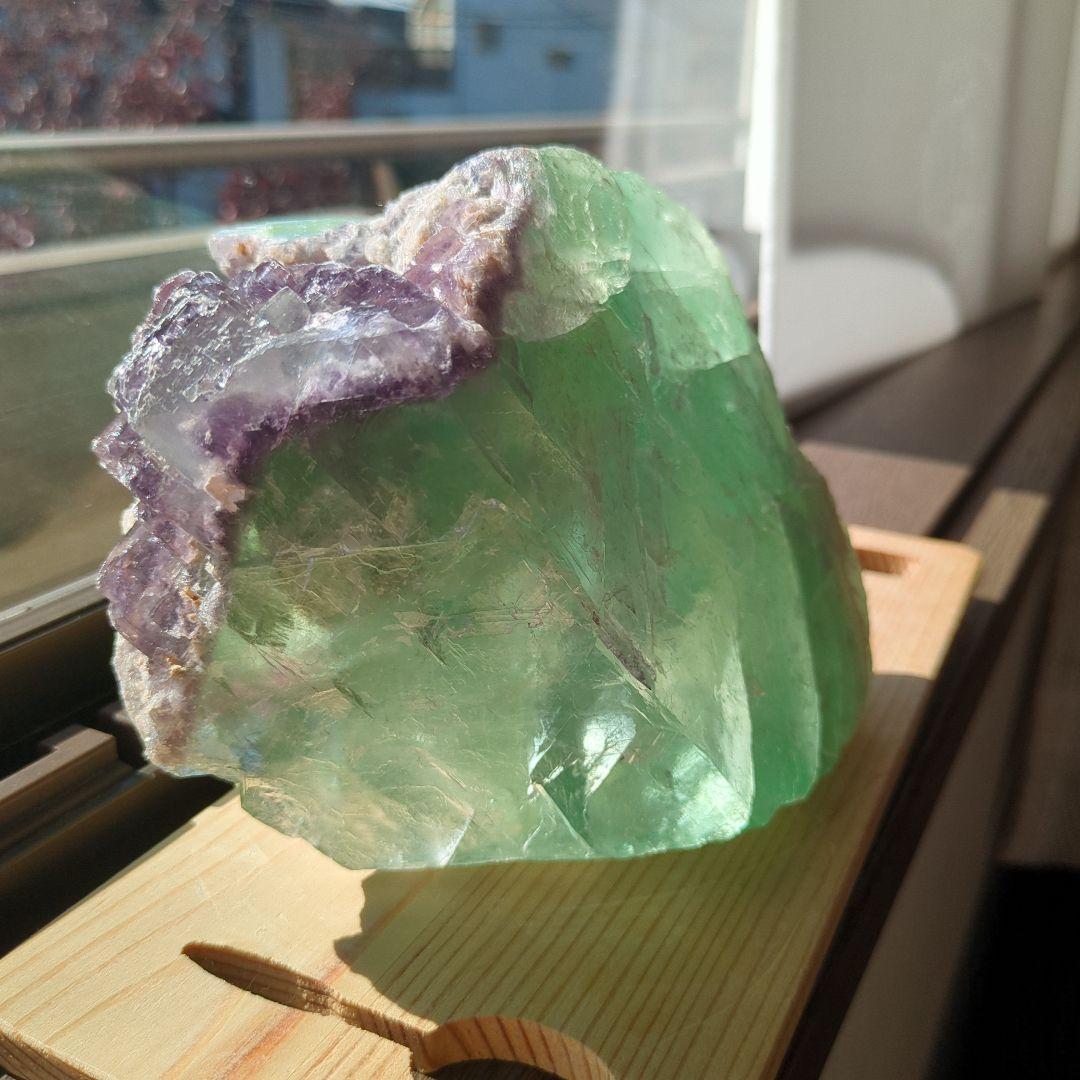 【年末特別セール60％OFF】大きなフローライト原石　パワーストーン　置物