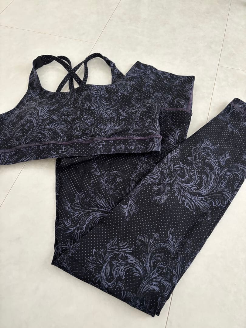 lululemon ヨガウェアセット