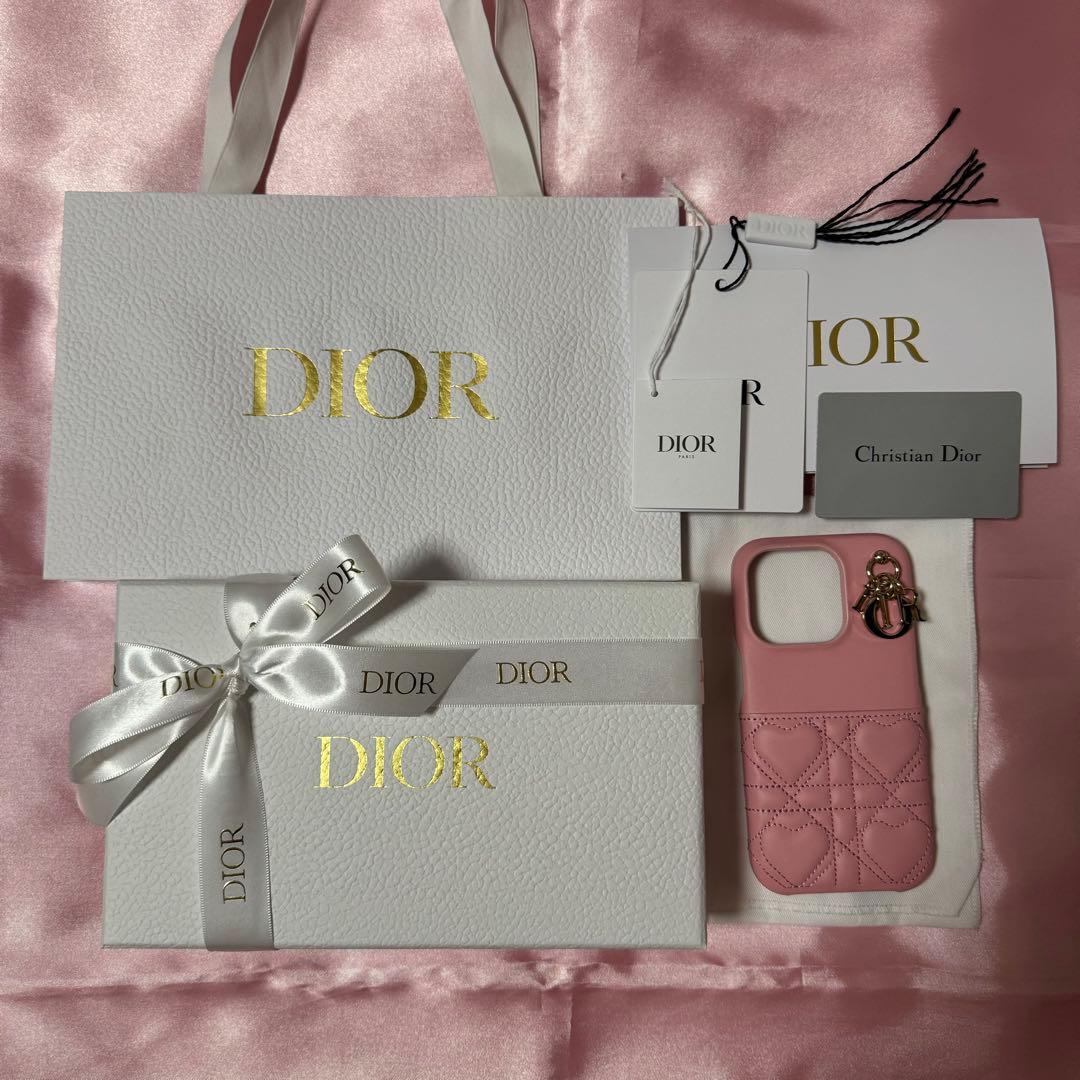 Lady Dior iPhone15Pro ケース ピンク ハートキルティング