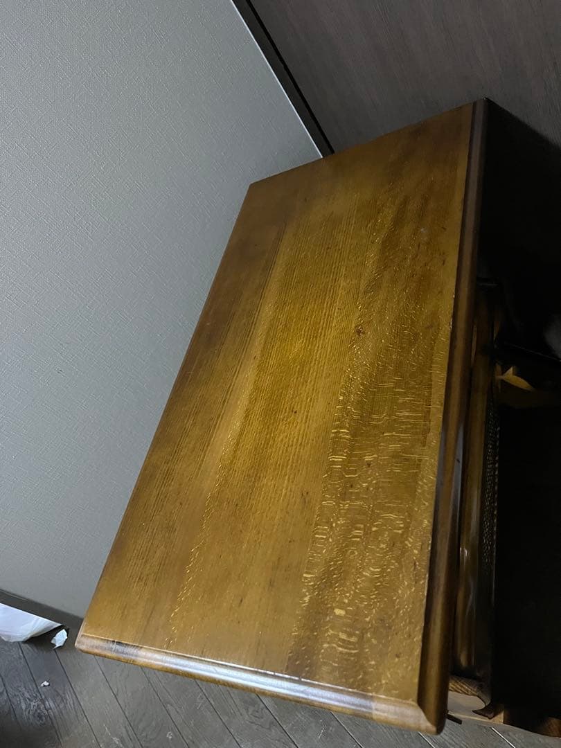 カリモクマガジンラック付きサイドテーブル