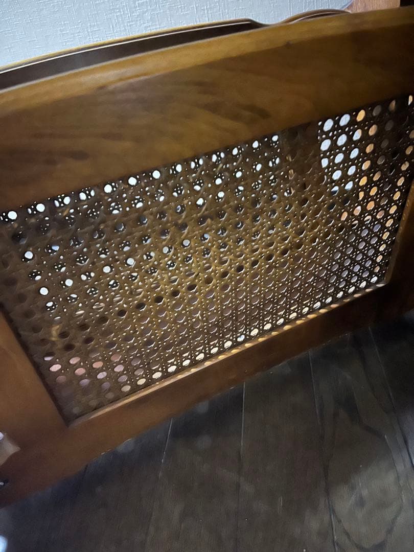 カリモクマガジンラック付きサイドテーブル