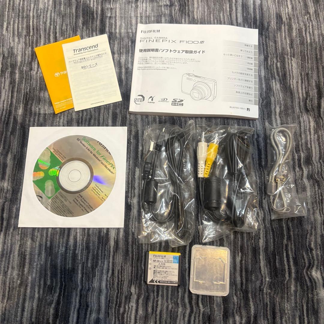 【極美品】Fujifilm FinePix F100fd コンデジ