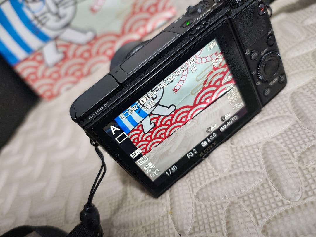 cyber-shot dsc-rx100m4　ソニー　デジカメ　デジタルカメラ