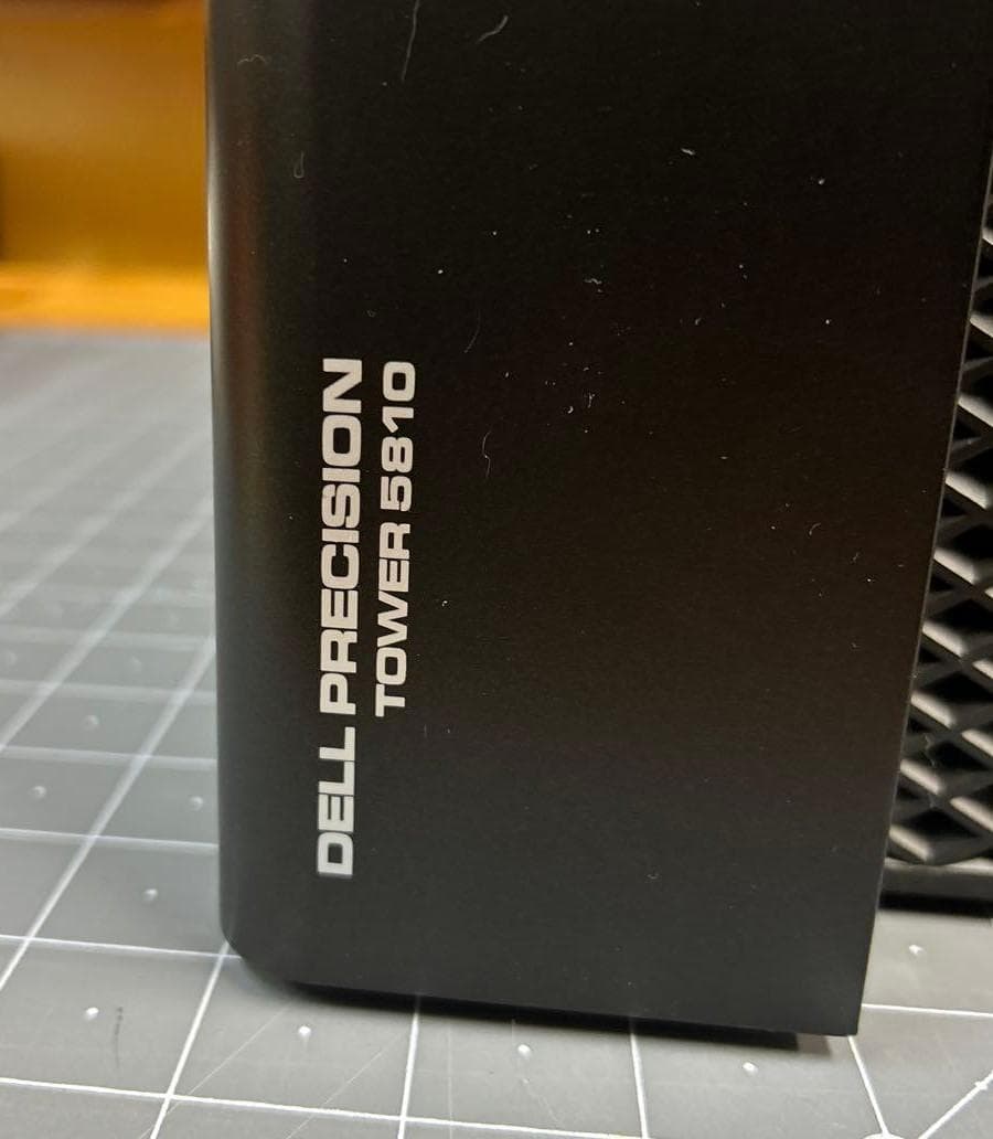 ワークステーション Dell 5810 E5-2699v3 64GB 1TB 8TB P4000