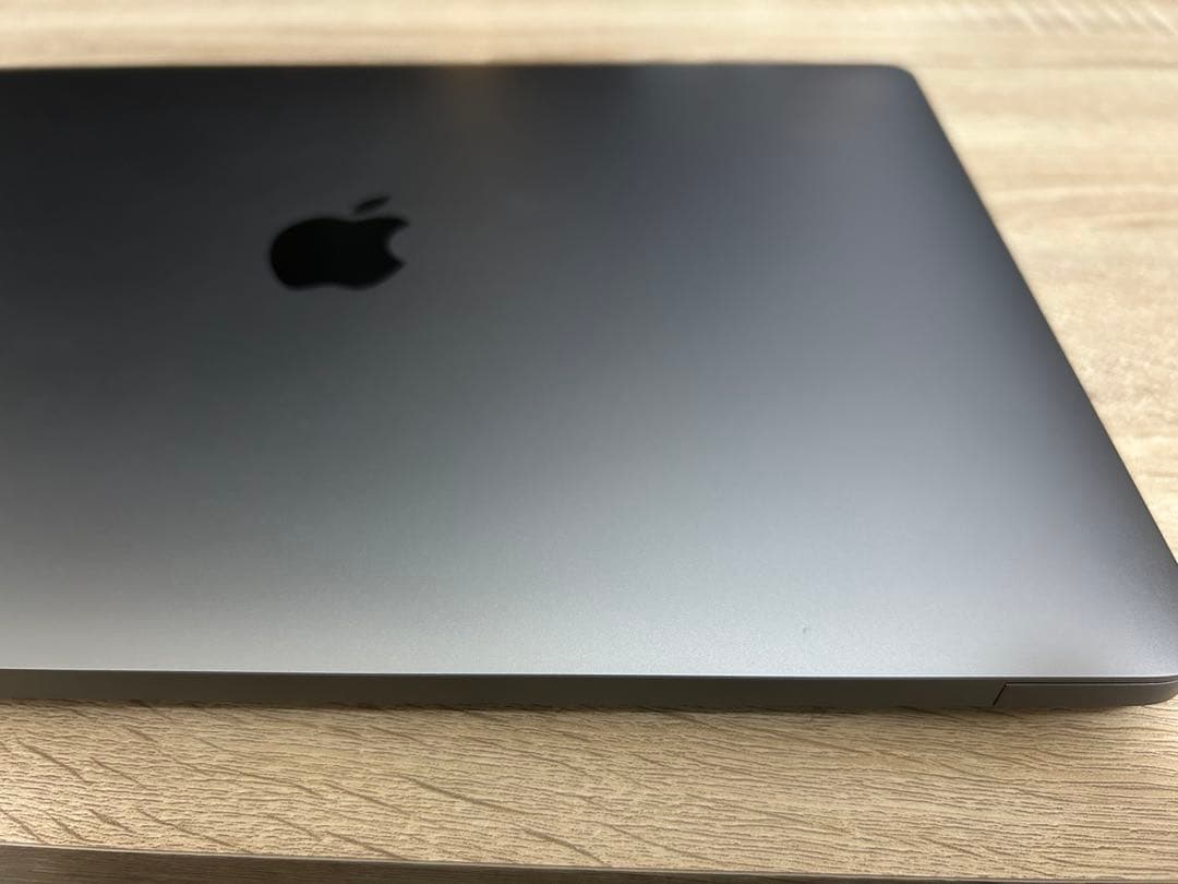 【充放電回数少なめ】MacBook Air 13インチ／M1／16GB／1TB