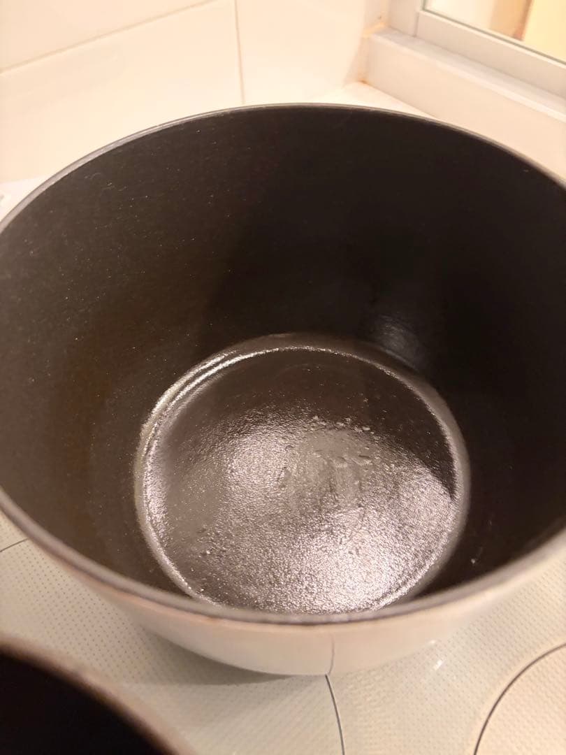 美品です⭐︎STAUB ラ・ココット de GOHAN⭐︎Lサイズ（炊飯用） 黒