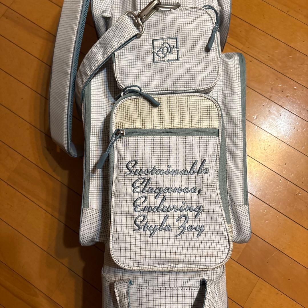 ZOY キャスター付き UNISEX R-PET キャディバッグ フード無