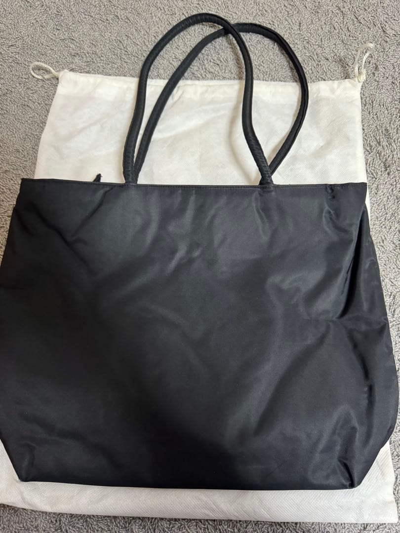 m*m様 PRADA ブラックナイロンバッグ 保存袋付き