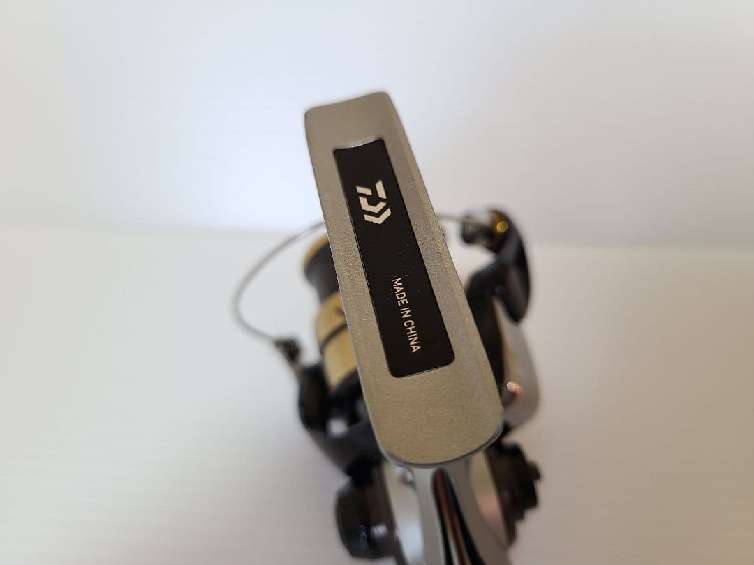 ダイワ 18カルディア LT2000S 美品 SLPカスタム 付属品あり