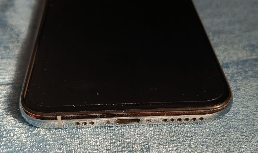 Apple iPhone XS 64GB 本体