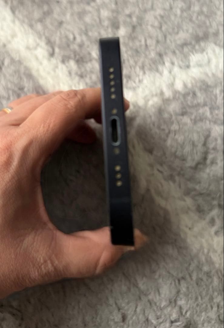 iPhone 12 ブラック 128GB SIMフリー バッテリー82%