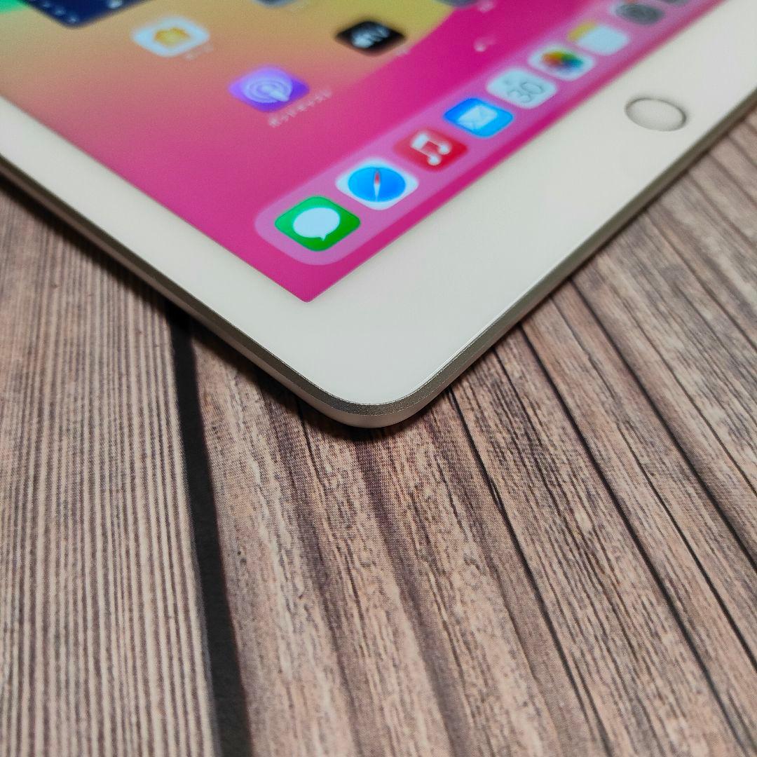 Apple iPad 第6世代 128GB SIMフリー 美品
