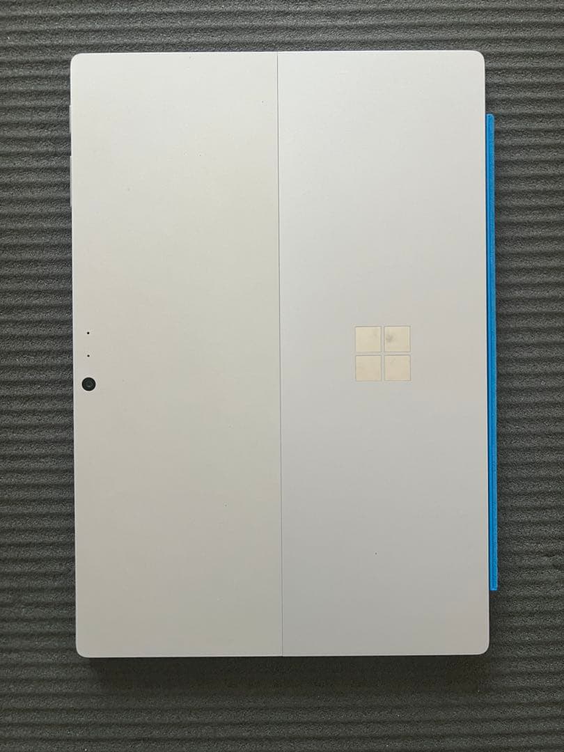 Microsoft Surface Pro 4 本体 + キーボードカバー
